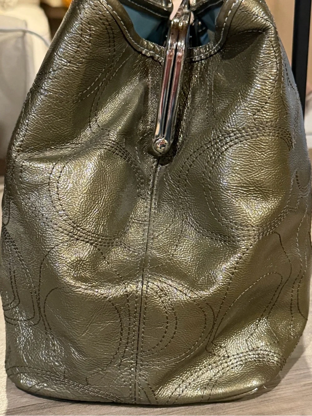 Coach Poppy Glam Tote F15658 Metallic Olive Patent Leather Kisslock Shoulder Bag